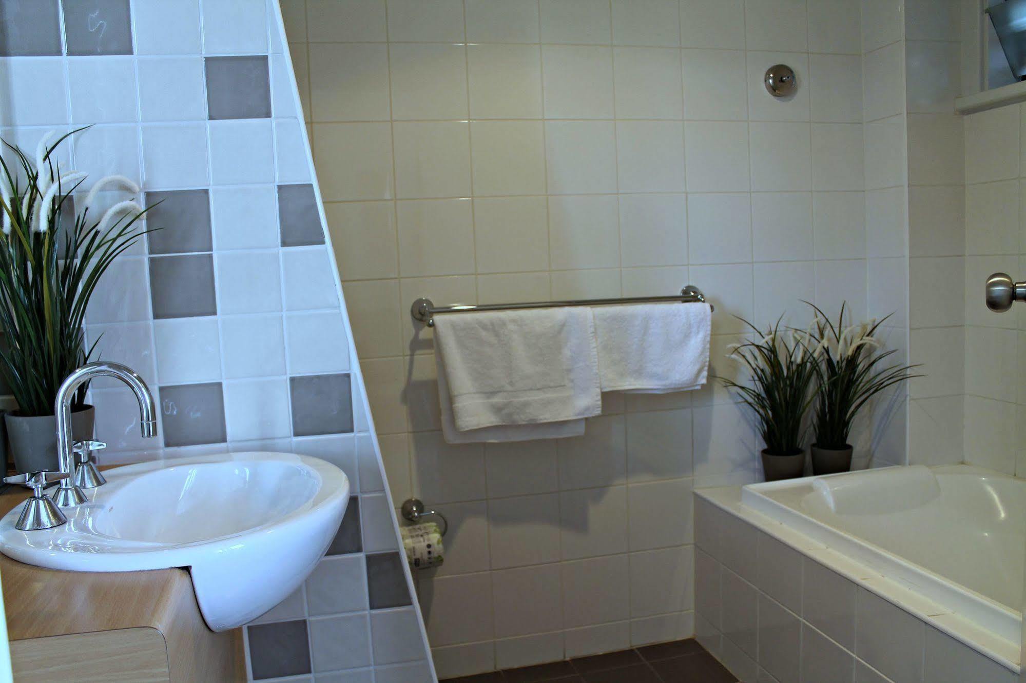 Adelaide Dress Circle Apartments - Ward Street المظهر الخارجي الصورة